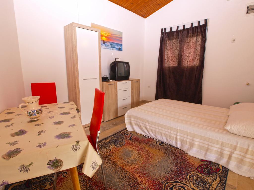 Apartments Ivanka 1056 Pula Extérieur photo
