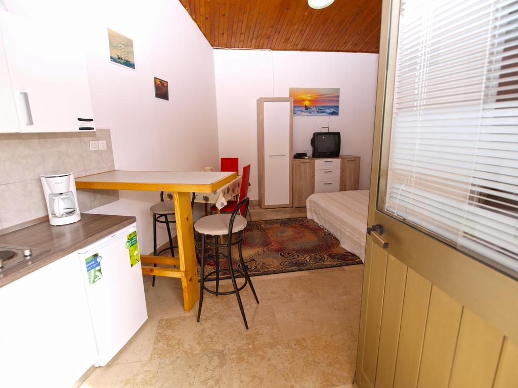 Apartments Ivanka 1056 Pula Extérieur photo