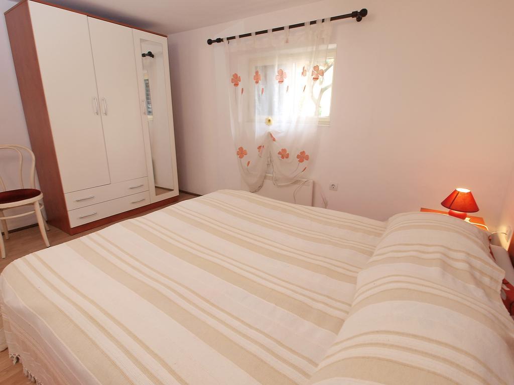 Apartments Ivanka 1056 Pula Extérieur photo