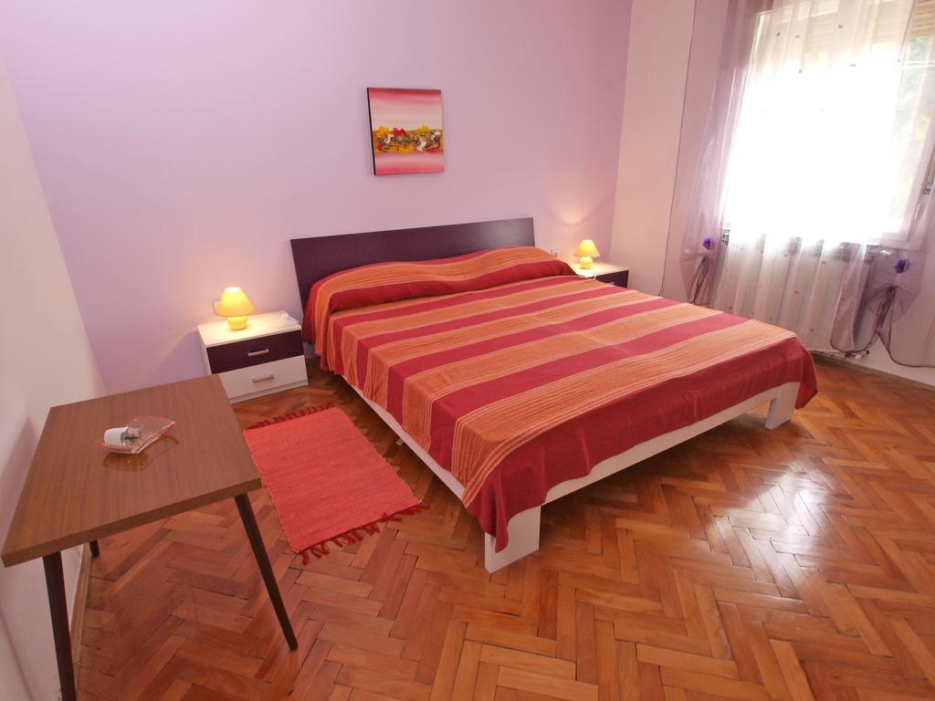 Apartments Ivanka 1056 Pula Extérieur photo