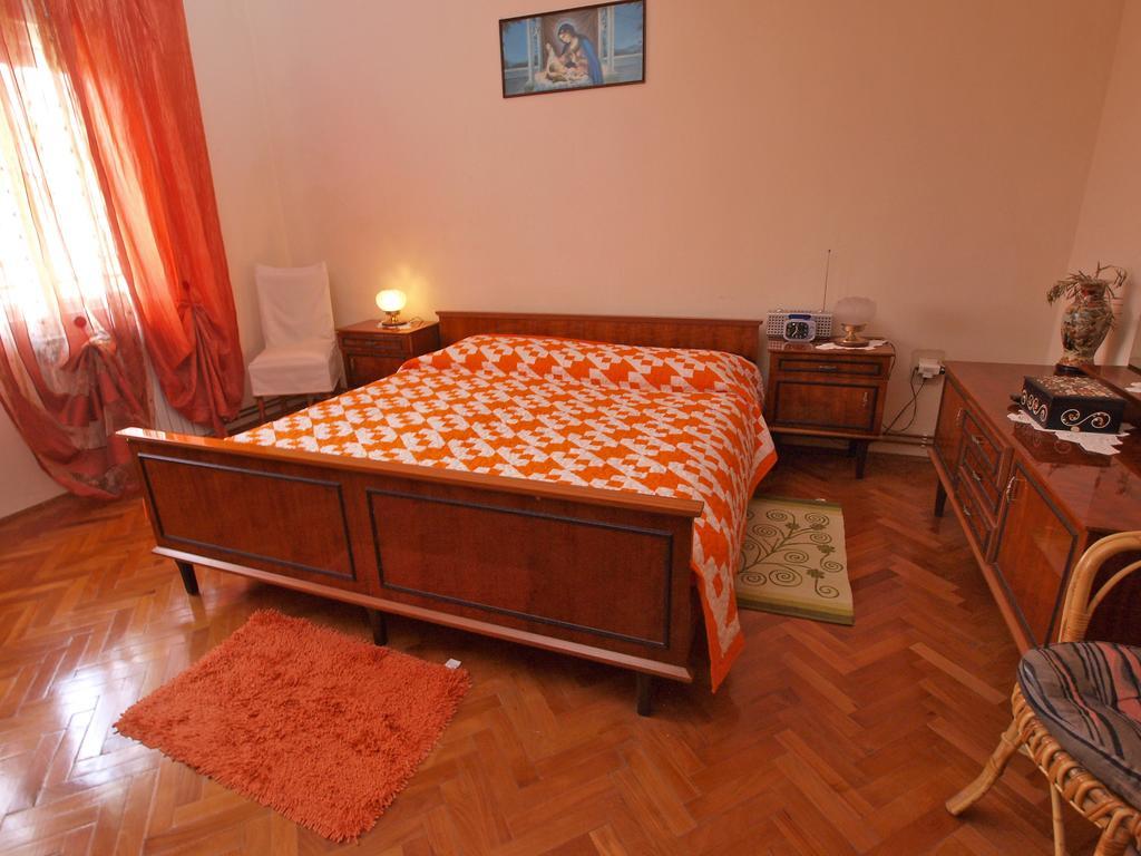 Apartments Ivanka 1056 Pula Extérieur photo