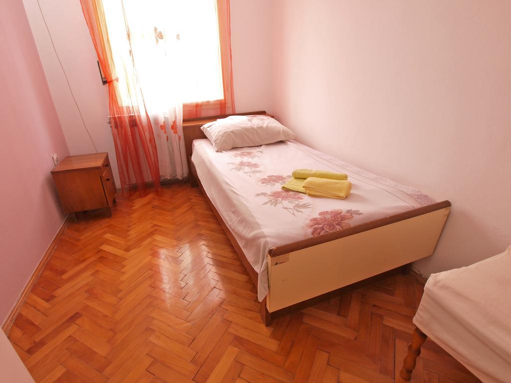 Apartments Ivanka 1056 Pula Extérieur photo
