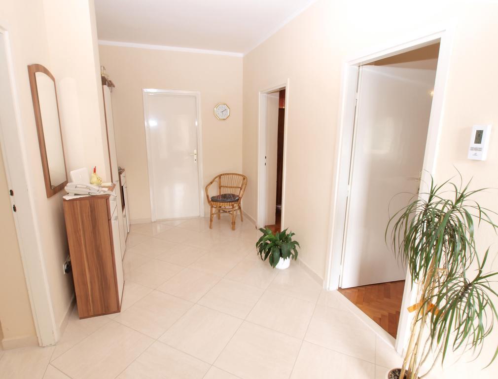 Apartments Ivanka 1056 Pula Extérieur photo