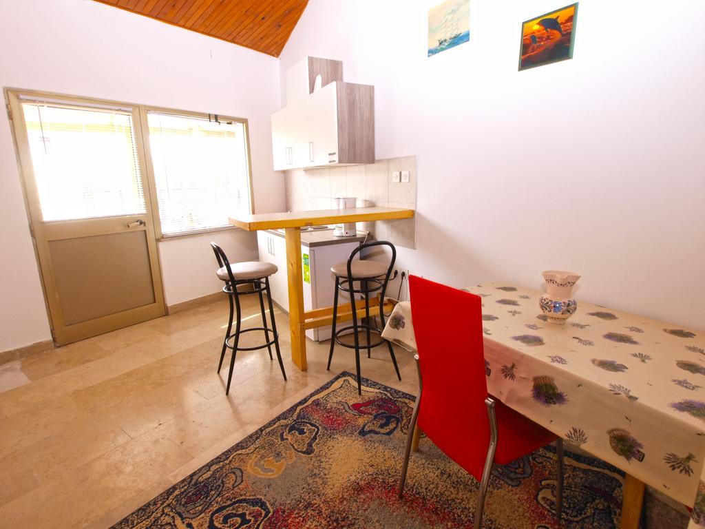 Apartments Ivanka 1056 Pula Extérieur photo