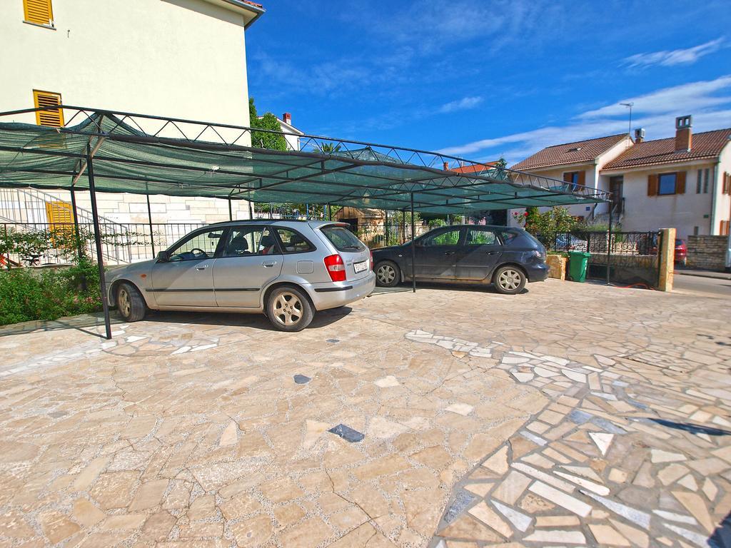 Apartments Ivanka 1056 Pula Extérieur photo