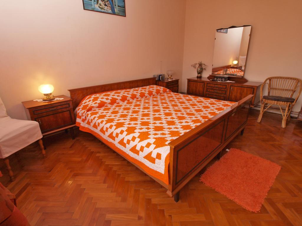 Apartments Ivanka 1056 Pula Extérieur photo
