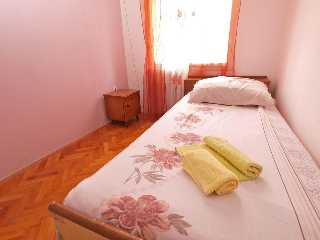 Apartments Ivanka 1056 Pula Extérieur photo